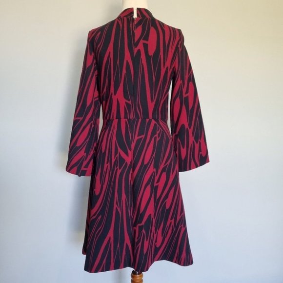 Veronika Maine Black & Red Stripe Long Sleeve A-Line Dress Size 6 - Picture 4 of 8